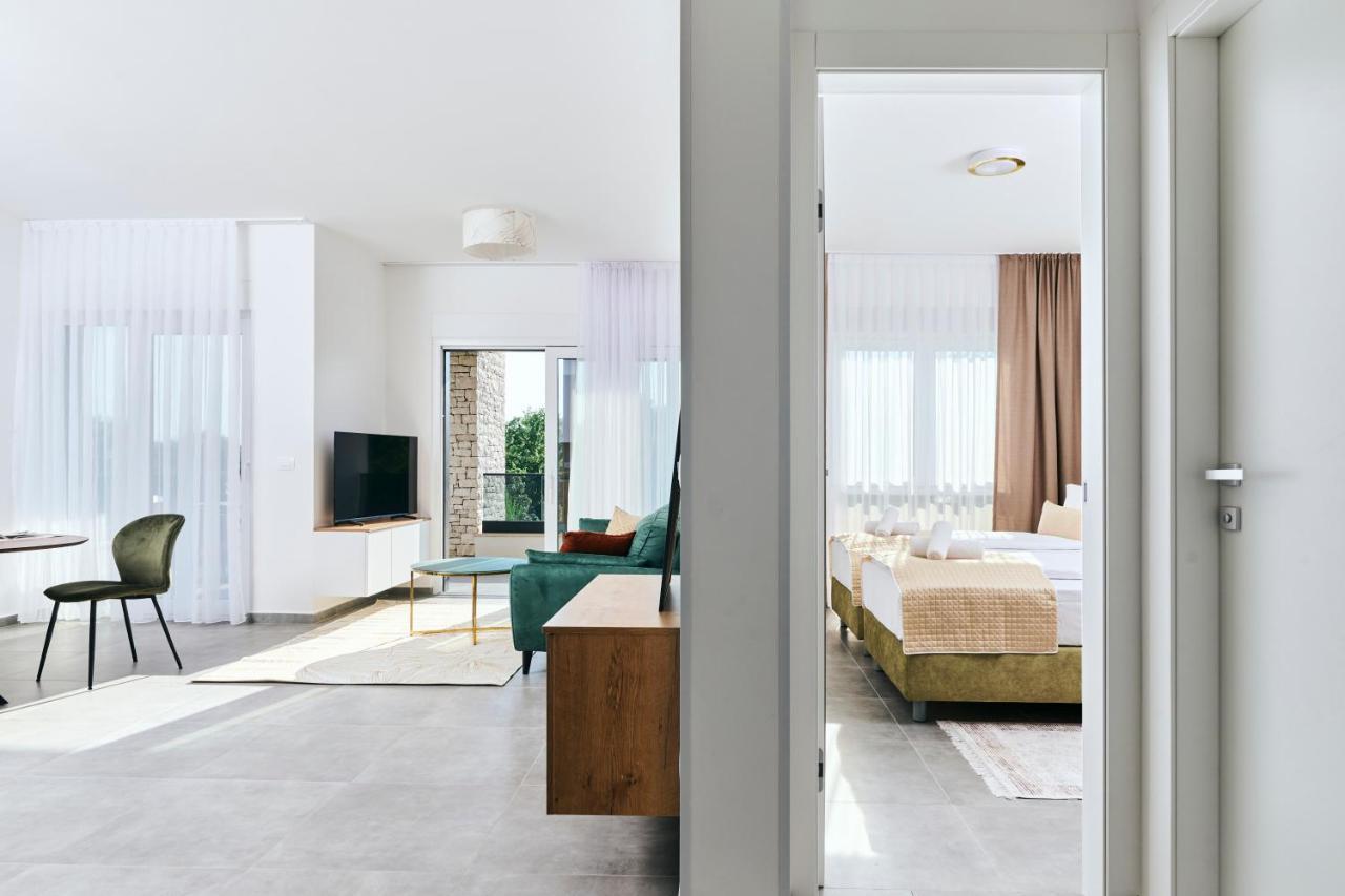 Apartments San Maris Umag Ngoại thất bức ảnh