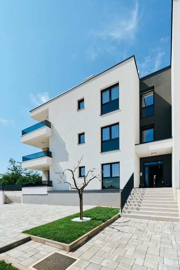 Apartments San Maris Umag Ngoại thất bức ảnh